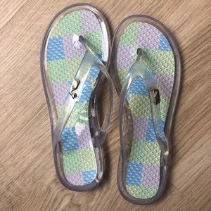 Women’s Vineyard Vines flip flops
